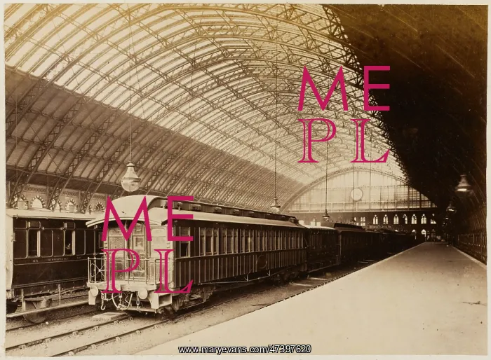  : Charing X Station