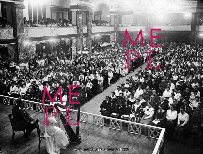 : Charity concert, 1918 : Charity concert, 1918