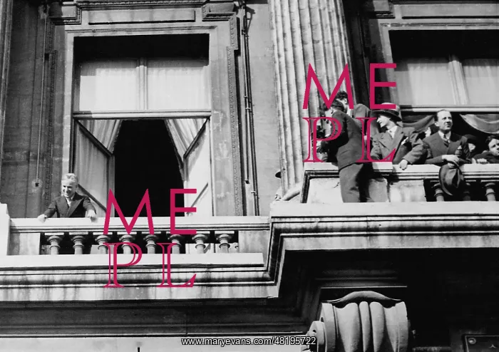 : Charles Chaplin in Paris, 1931 : Charles Chaplin in Paris, 1931