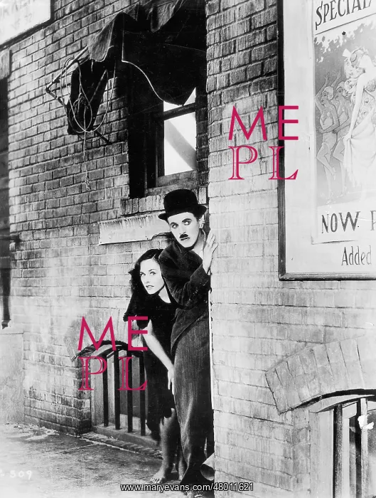 : Charles Chaplin and Paulette Goddard in Modern Times, 1936 : Charles Chaplin and Paulette Goddard in Modern Times, 1936