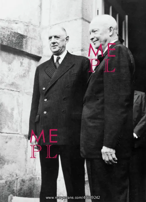  : Charles de Gaulle and Dwight Eisenhower