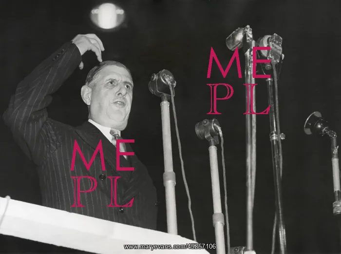 : Charles De Gaulle speaking, ca. 1947-50. From : Charles De Gaulle speaking, ca. 1947-50. From