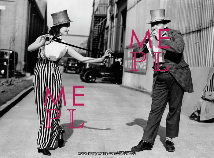 : Charles Laughton and Vivien Leigh : Charles Laughton and Vivien Leigh