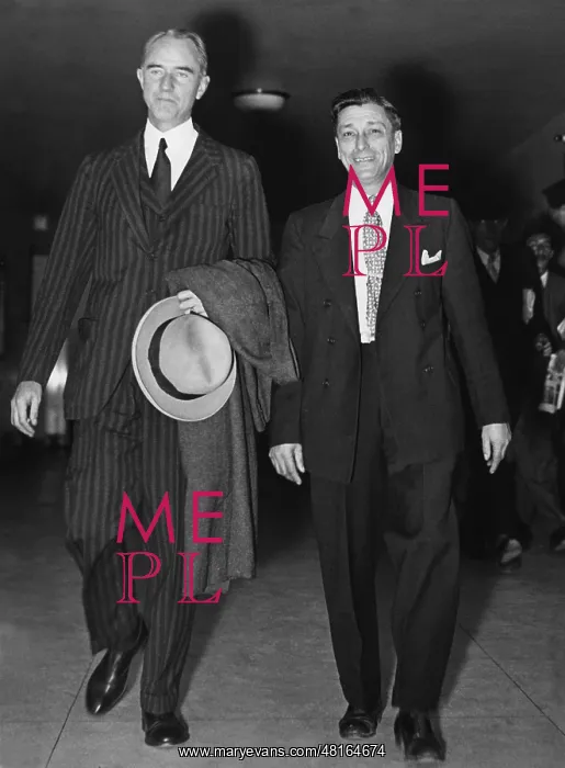 : Charles Lindbergh : Charles Lindbergh