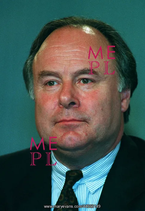 : Charles Wardle MP : Charles Wardle MP