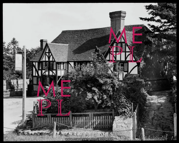 : A Charles Wells Public House : A Charles Wells Public House