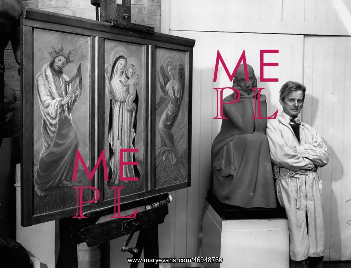 : Charles Wheeler PRA with sculpture and triptych : Charles Wheeler PRA with sculpture and triptych