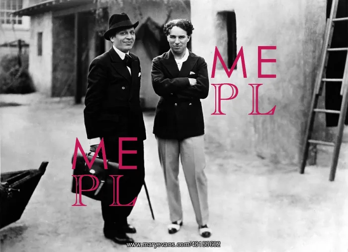 : Charlie Chaplin : Charlie Chaplin