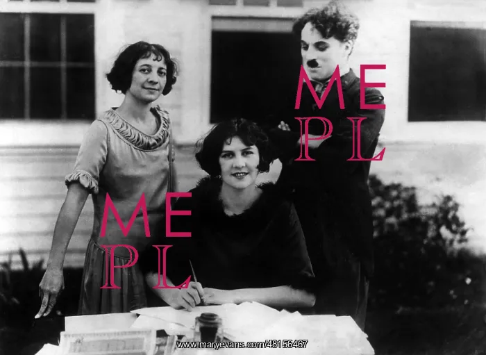 : Charlie Chaplin : Charlie Chaplin