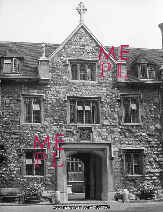 : CHARTERHOUSE GATEHOUSE : CHARTERHOUSE GATEHOUSE
