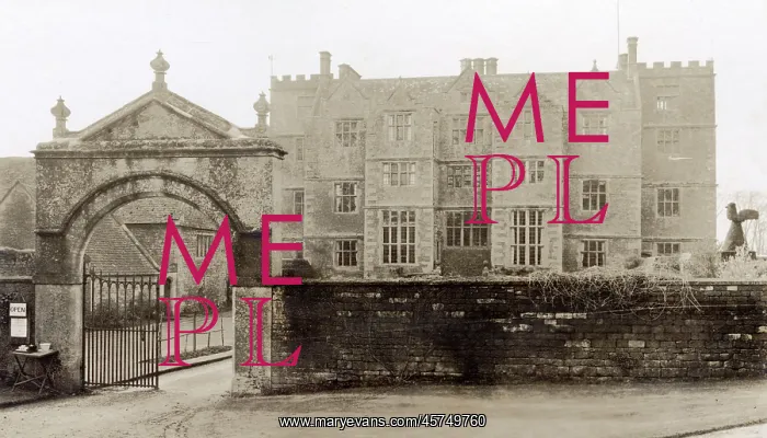 : Chastleton House and Gateway, Chastleton, Oxfordshire : Chastleton House and Gateway, Chastleton, Oxfordshire