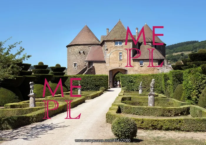 : Chateau de Berze, Berze-le-Chatel, Saone-et-Loire, France : Chateau de Berze, Berze-le-Chatel, Saone-et-Loire, France