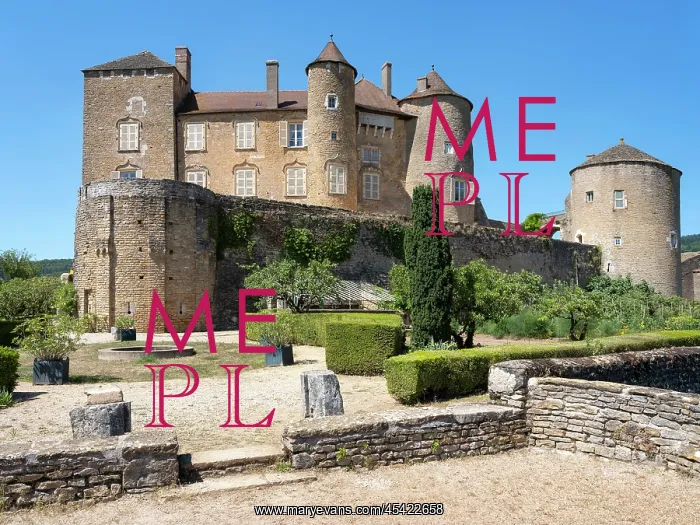 : Chateau de Berze, Berze-le-Chatel, Saone-et-Loire, France : Chateau de Berze, Berze-le-Chatel, Saone-et-Loire, France