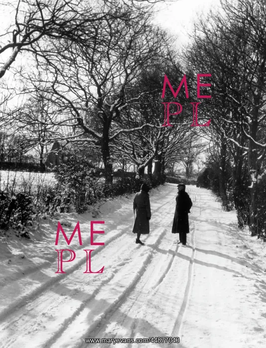 : CHATTING IN THE SNOW : CHATTING IN THE SNOW