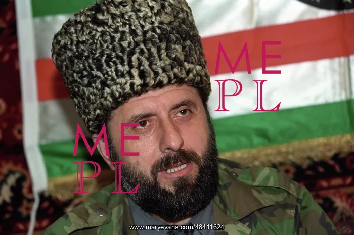 : Chechnya President Zelimkhan Yandarbiyev, 1996 : Chechnya President Zelimkhan Yandarbiyev, 1996