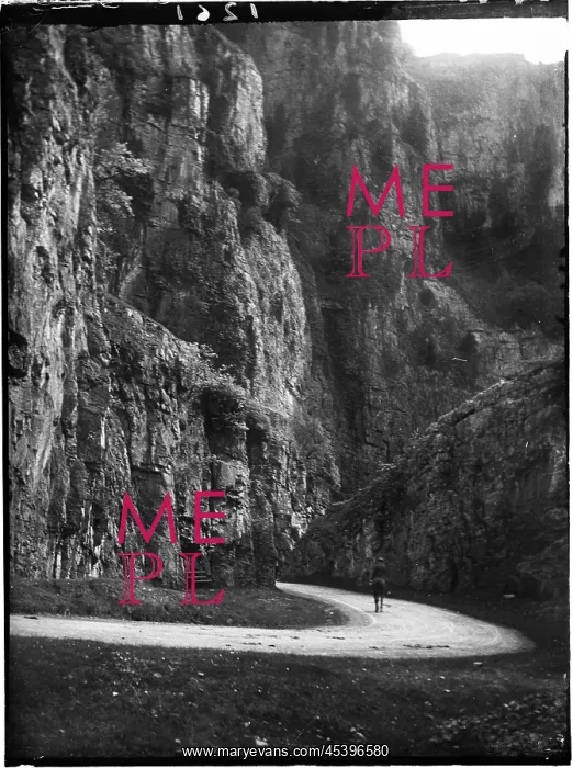 : CHEDDAR GORGE, CLIFF ROAD, CHEDDAR, SEDGEMOOR, SOMERSET : CHEDDAR GORGE, CLIFF ROAD, CHEDDAR, SEDGEMOOR, SOMERSET