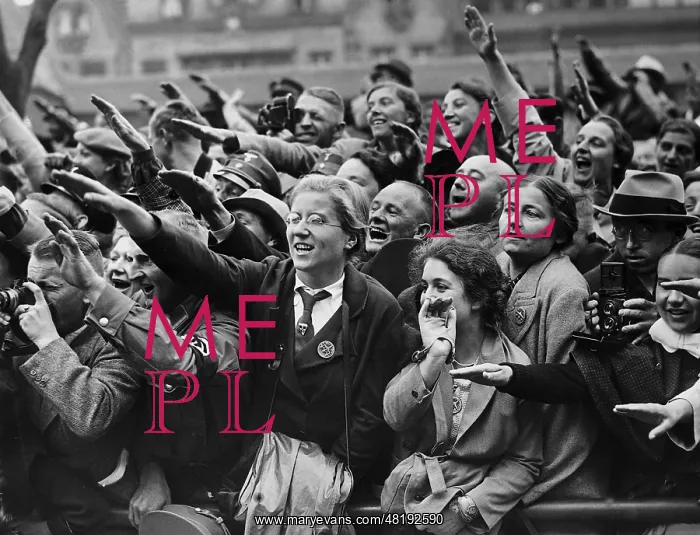 : Cheering crowds in Nuremberg, 1937 : Cheering crowds in Nuremberg, 1937