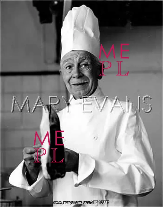  : A CHEF HARD AT WORK