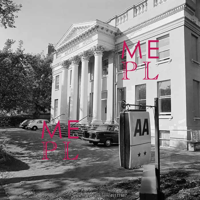 : Cheltenham : Cheltenham