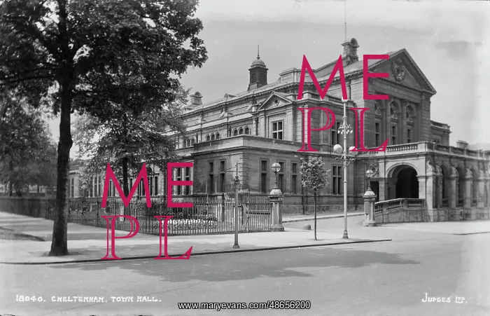 : Cheltenham Town Hall : Cheltenham Town Hall