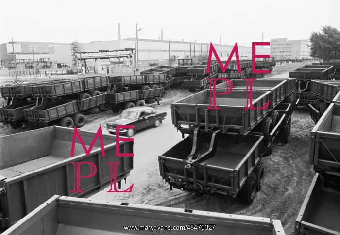 : Chelyabinsk tractor trailers plant : Chelyabinsk tractor trailers plant