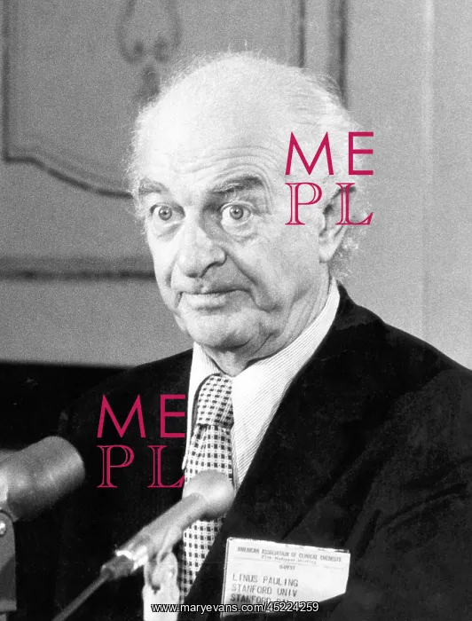 : Chemist and Nobel Prize winner Linus Pauling, ? : Chemist and Nobel Prize winner Linus Pauling, ?