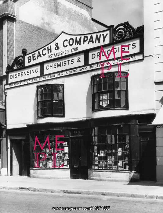 : CHEMIST SHOP / BRIDPORT : CHEMIST SHOP / BRIDPORT