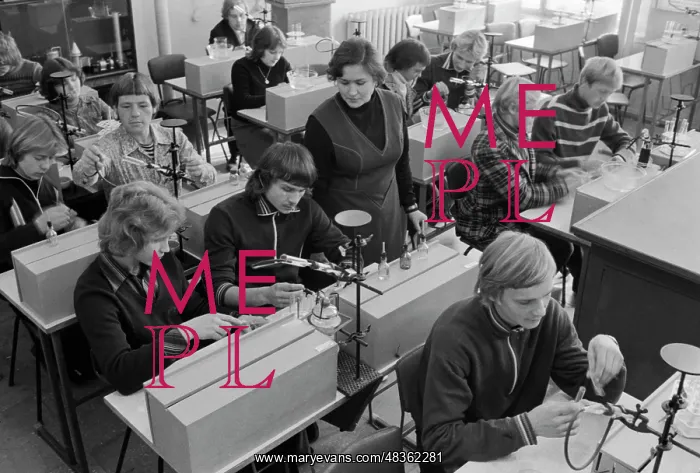 : Chemistry lesson : Chemistry lesson