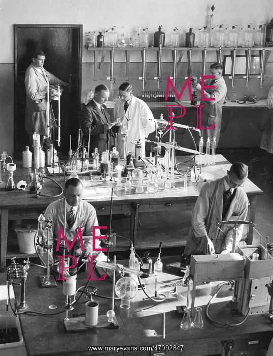 : Chemists in a laboratory in Germany : Chemists in a laboratory in Germany