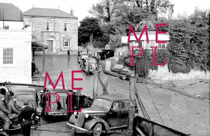  : Chepstow, Disembarking from Beachley Ferry 1950