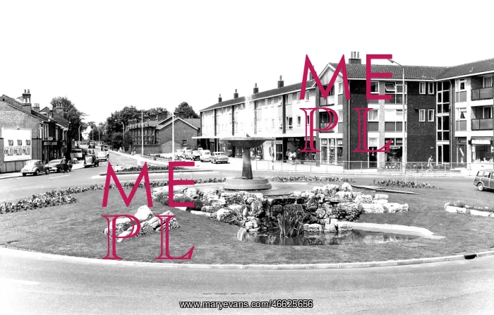  : Cheshunt, the Roundabout c1960