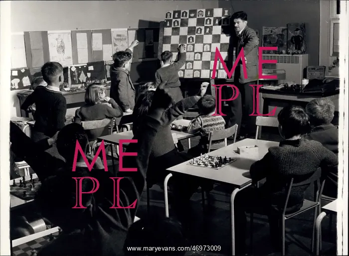 : Chess class at Langbourne Primary School, London : Chess class at Langbourne Primary School, London