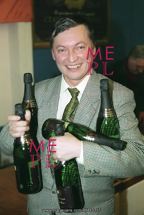 : Chess grandmaster Anatoly Karpov, 1997 : Chess grandmaster Anatoly Karpov, 1997