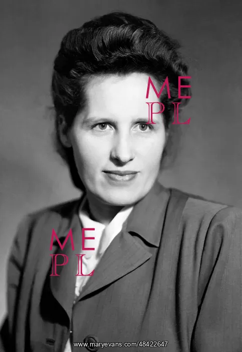 : Chess player Elisaveta Bykova, 1950 : Chess player Elisaveta Bykova, 1950
