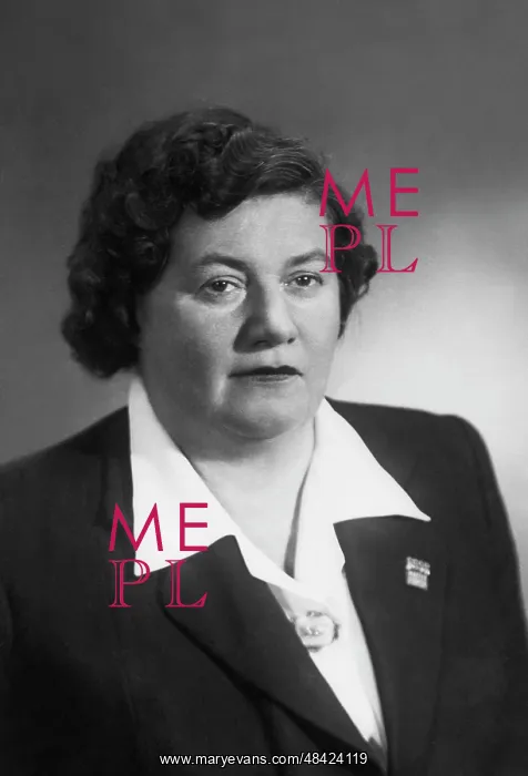 : Chess player Olga Rubtsova, 1956 : Chess player Olga Rubtsova, 1956