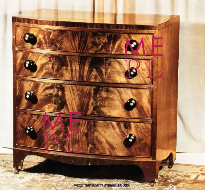  : Chest of Drawers