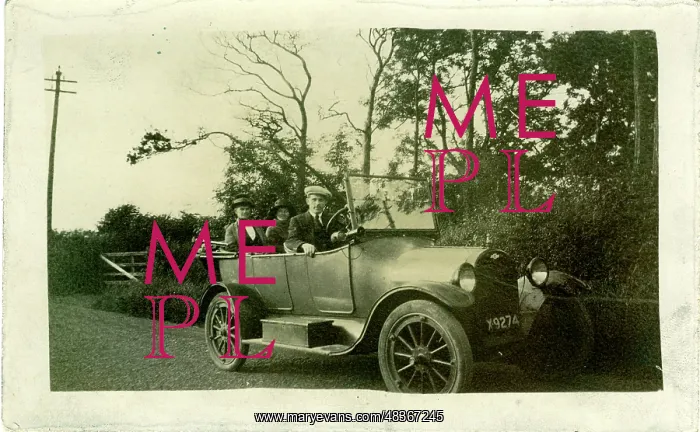  : Chevrolet Vintage Car