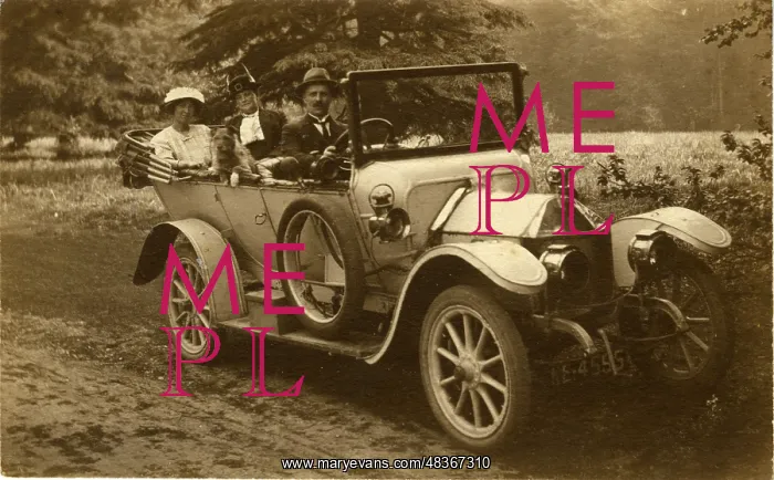  : Chevrolet Vintage Car