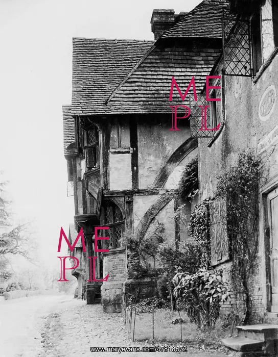 : Chiddingstone High Street : Chiddingstone High Street