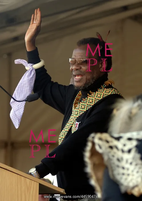 : Chief Mangosuthu Buthelezi introduces King Goodwill : Chief Mangosuthu Buthelezi introduces King Goodwill