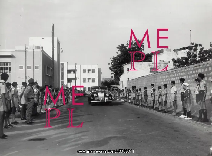 : Chief Scout of Aden arriving : Chief Scout of Aden arriving
