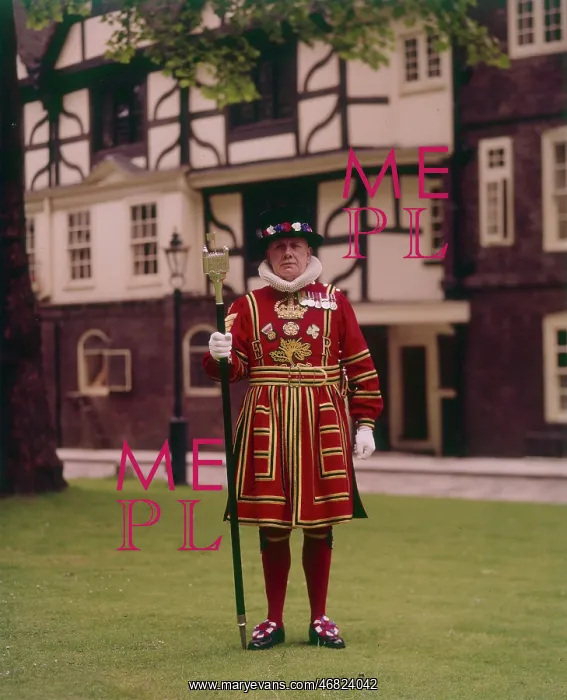 : Chief Yeoman Warder, Tower of London : Chief Yeoman Warder, Tower of London