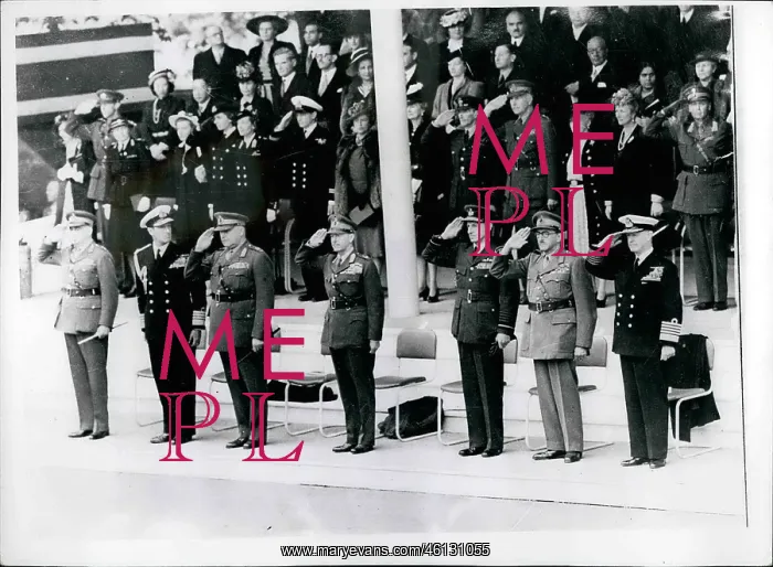 : Chiefs of Staff including Mountbatten and Alexander : Chiefs of Staff including Mountbatten and Alexander