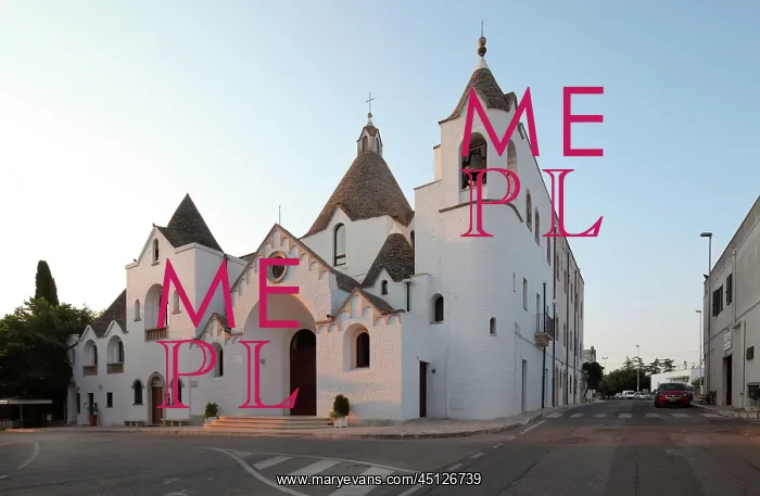: Chiesa di Sant'Antonio, Alberobello, Bari, Pugli, Italy : Chiesa di Sant'Antonio, Alberobello, Bari, Pugli, Italy