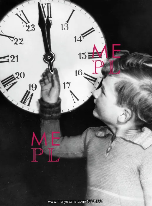 : Child with a clock on New Year's Eve 1933 : Child with a clock on New Year's Eve 1933