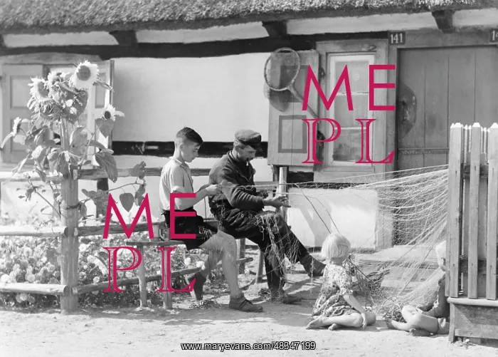 : Child labour, 1942 : Child labour, 1942