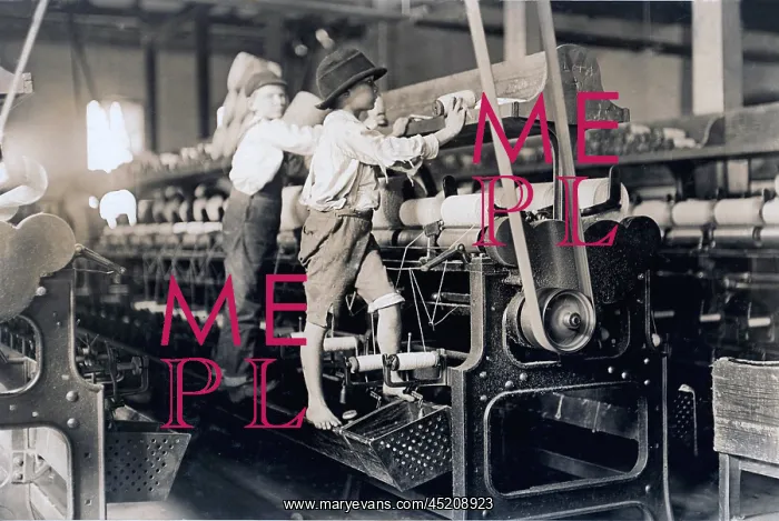 : Child labourers in a cotton mill : Child labourers in a cotton mill