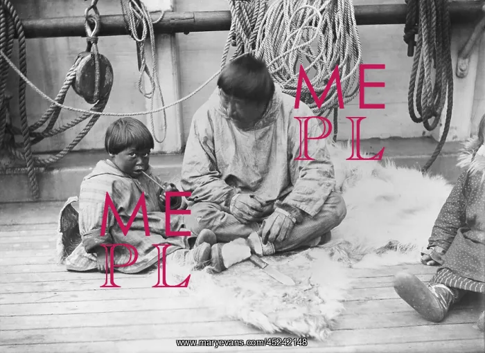 : Child learning to smoke a pipe, native American ? : Child learning to smoke a pipe, native American ?