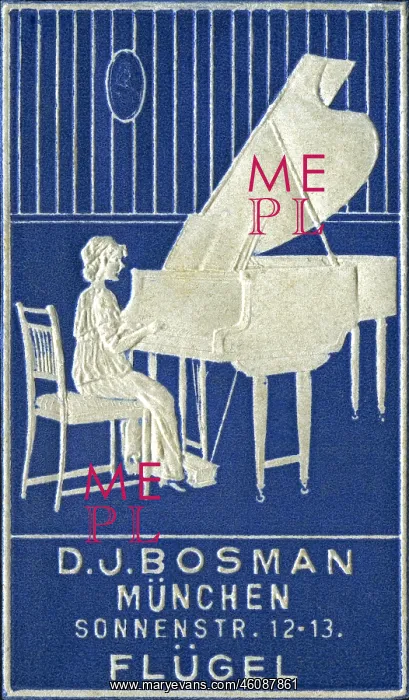 : Child playing piano, advertising : Child playing piano, advertising