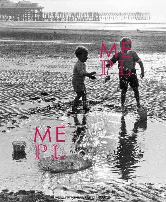: Children on the beach, Blackpool, Lancashire : Children on the beach, Blackpool, Lancashire